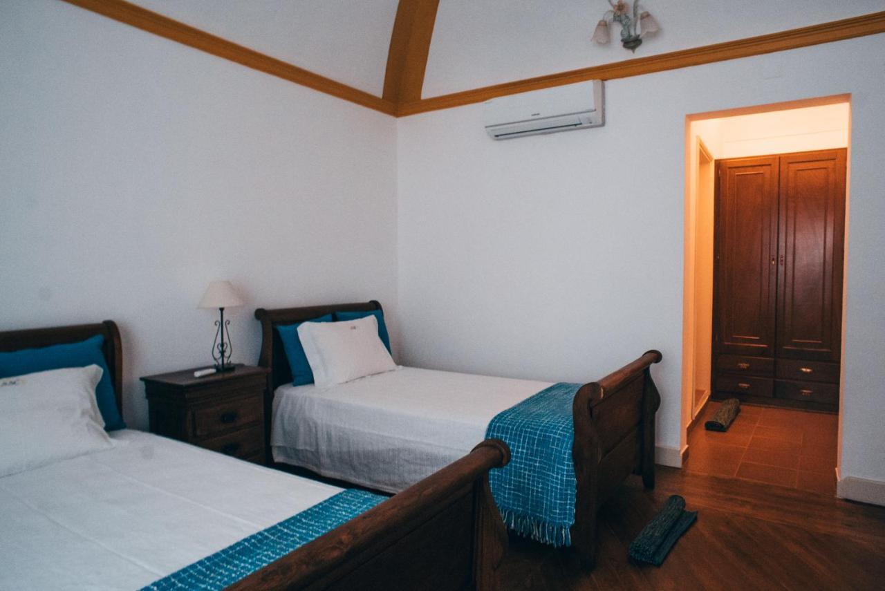 Guesthouse Da Vila Mourão Екстериор снимка