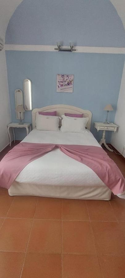 Guesthouse Da Vila Mourão Екстериор снимка