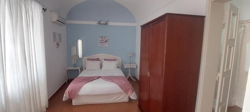 Guesthouse Da Vila Mourão Екстериор снимка